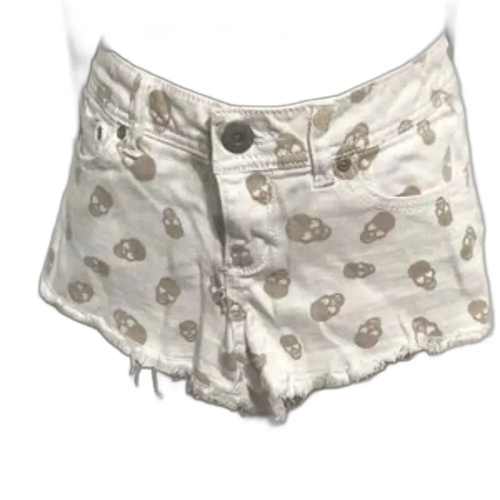 SKULL Shorty Shorts by No Boundaries Frayed Distressed Womens Size 11 - Picture 1 of 13